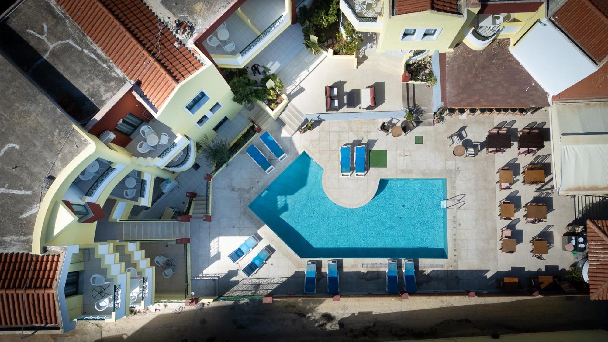 Ariadni Palace Apartments Hersonissos  Eksteriør billede