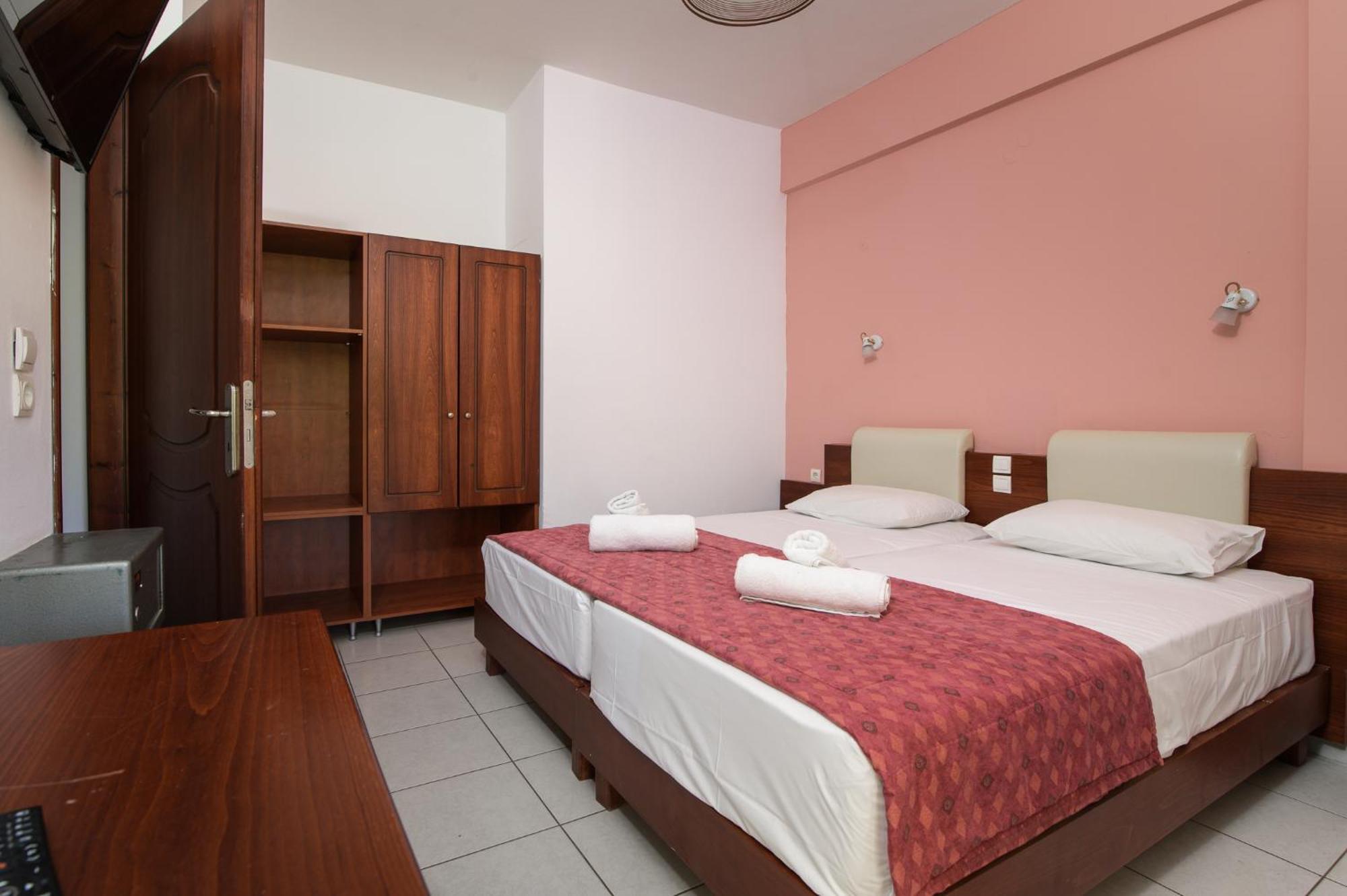 Ariadni Palace Apartments Hersonissos  Eksteriør billede